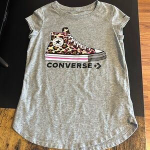 Converse tshirt